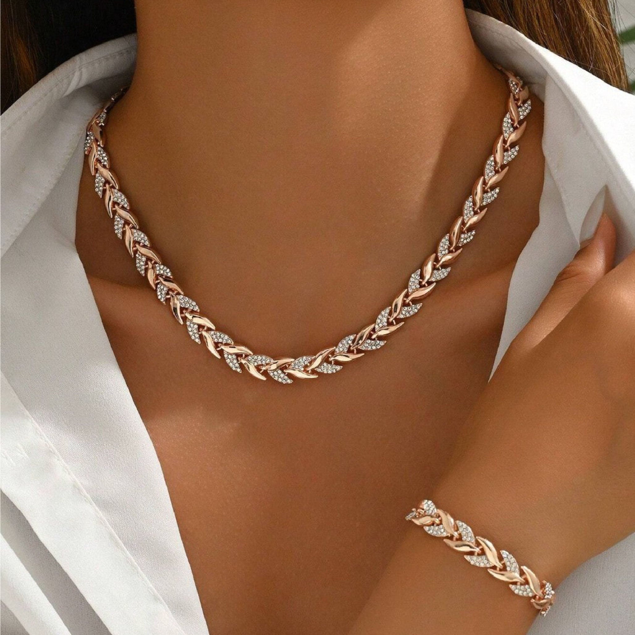 Roselle Leaf Necklace & Bracelet Set- Rose Gold