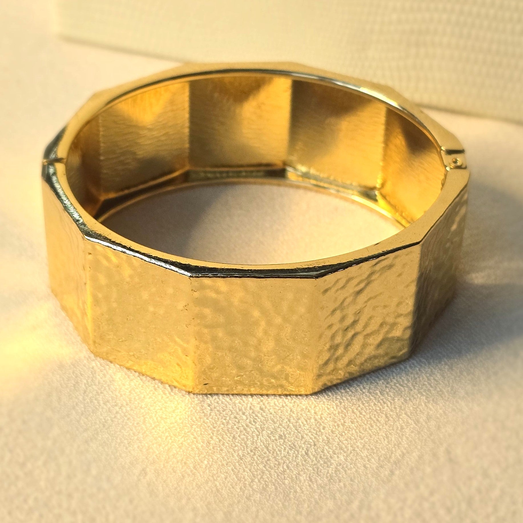 Hammered Glow Bangle