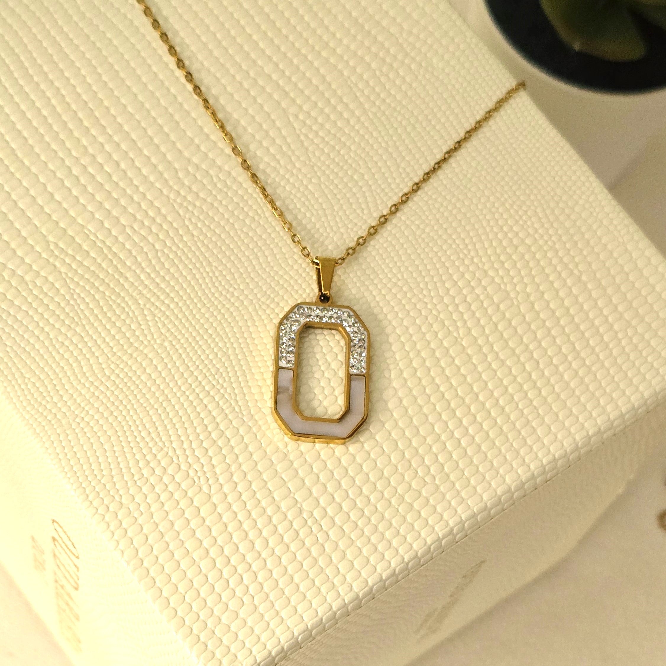 Luxe Oval Necklace