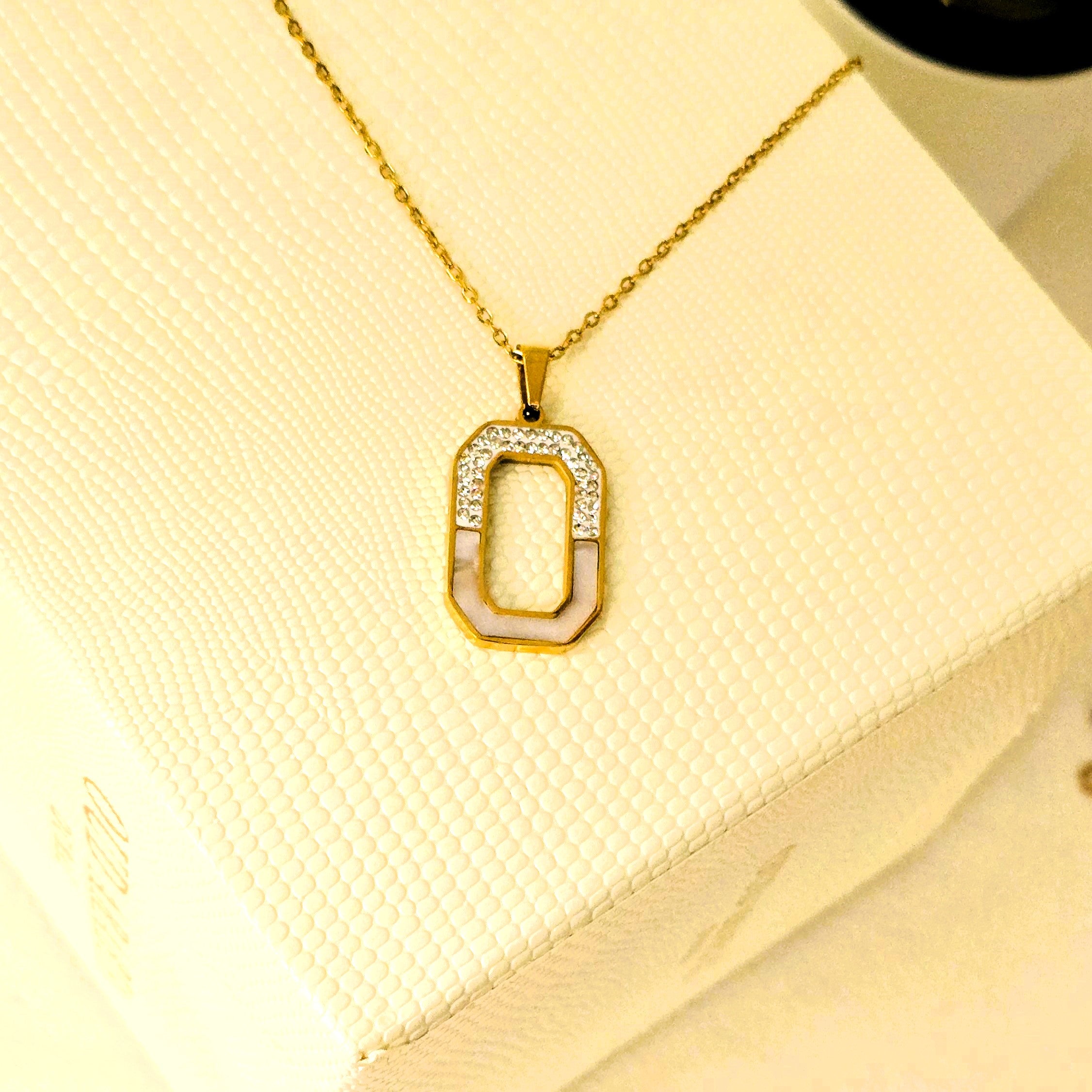 Luxe Oval Necklace
