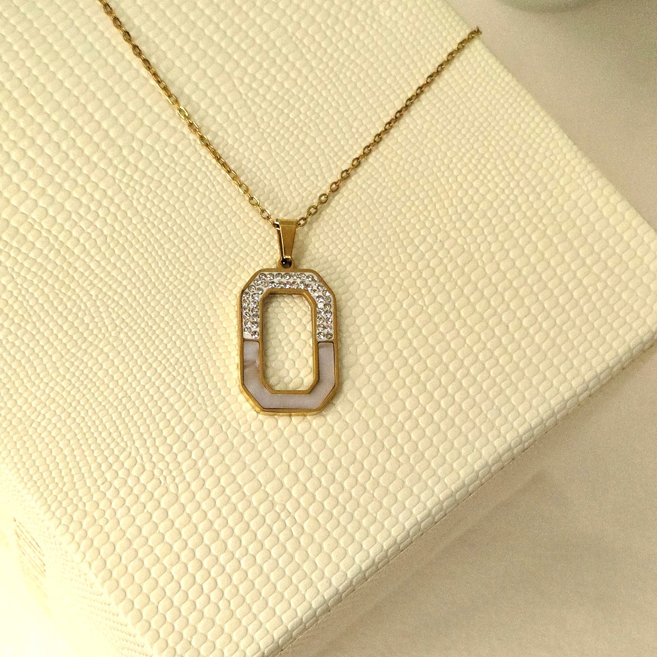 Luxe Oval Necklace