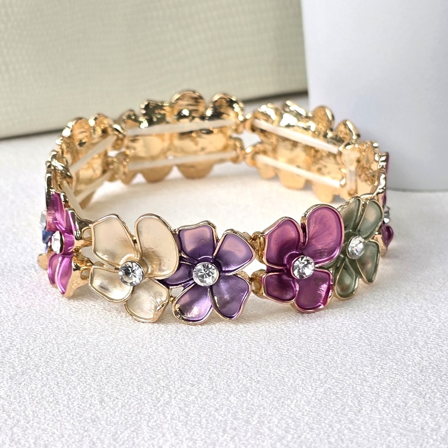 Pretty Lady Bracelet