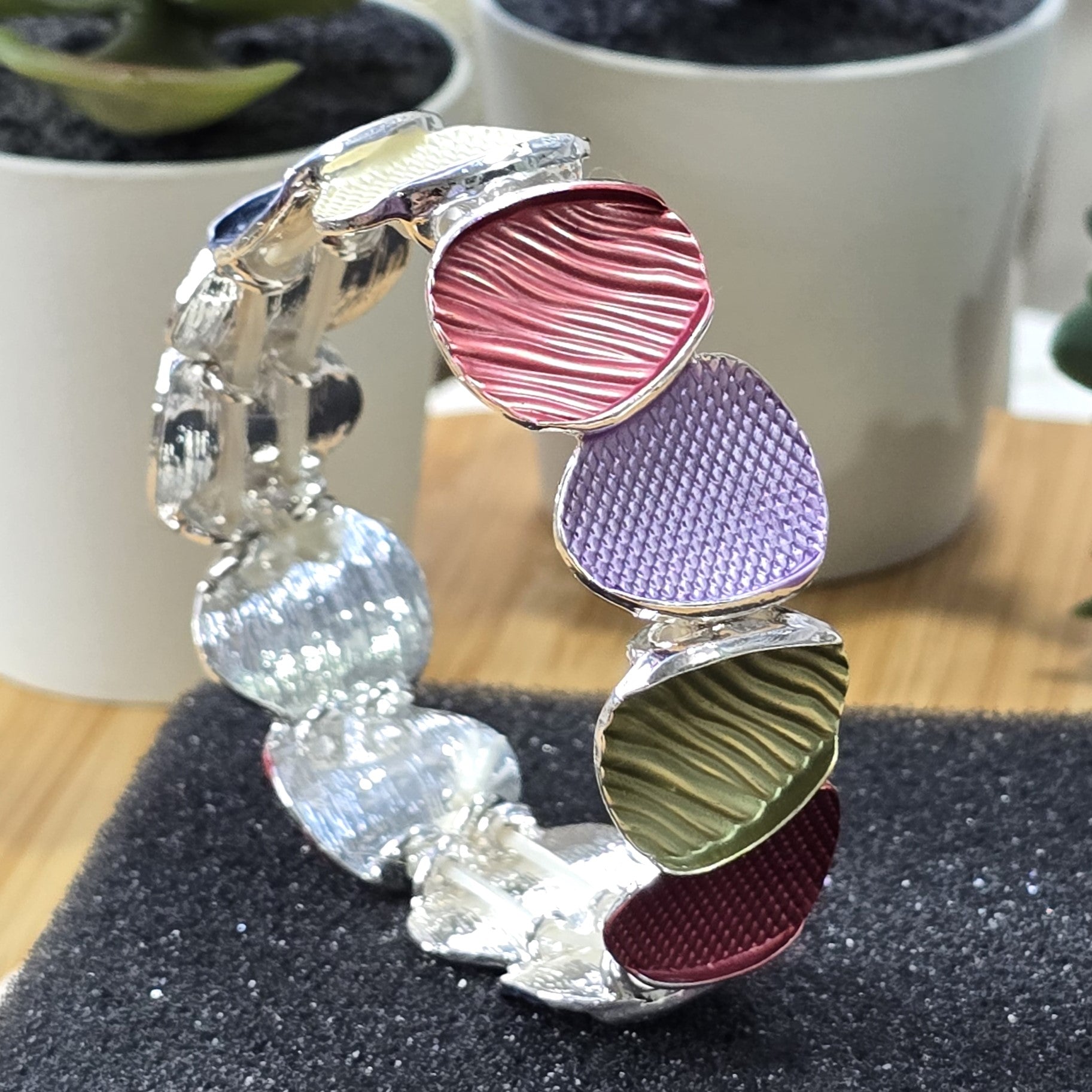Multi-color Ripple Edge Bracelet
