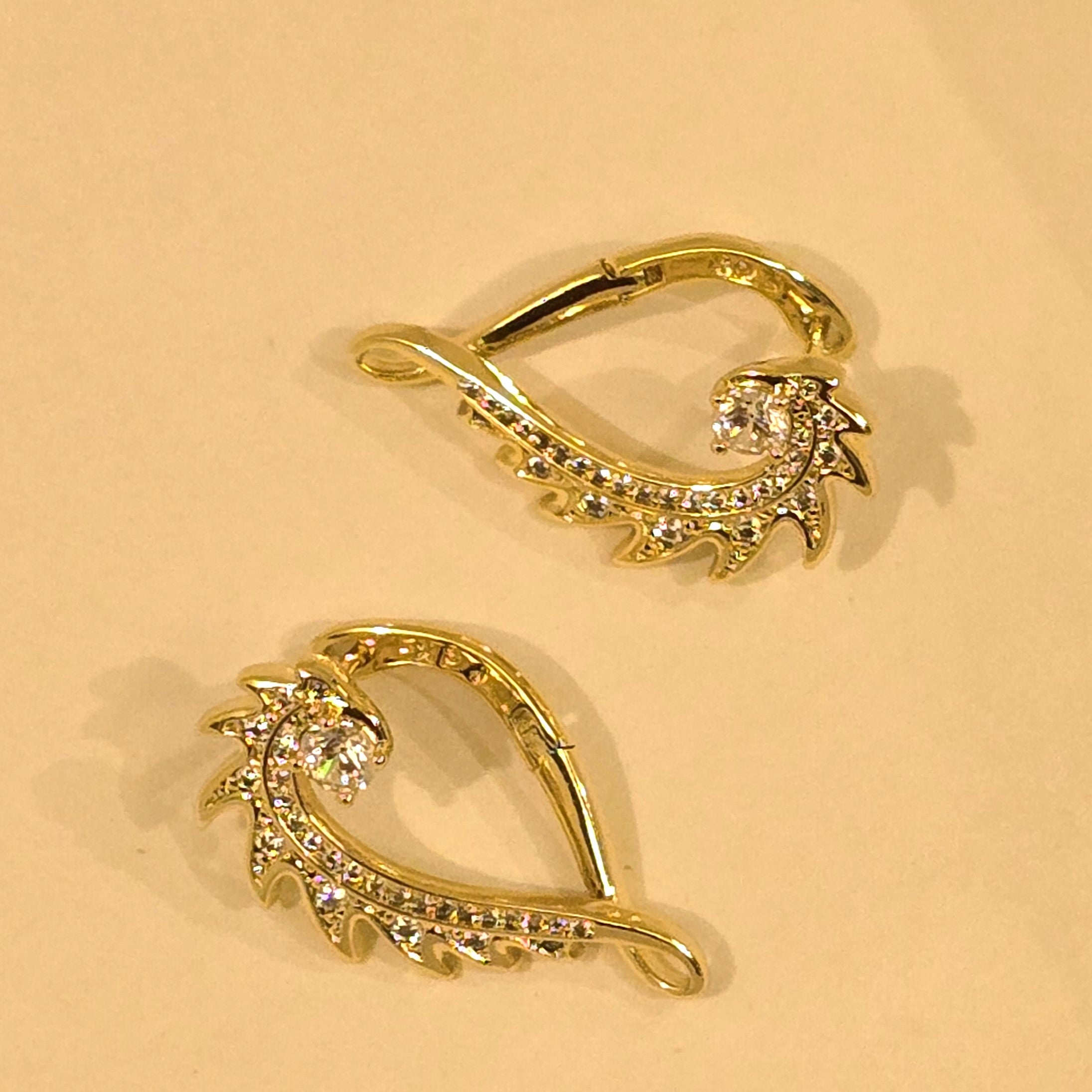 Glow Leaf Heart Gold Earrings ( 1.2 inch )