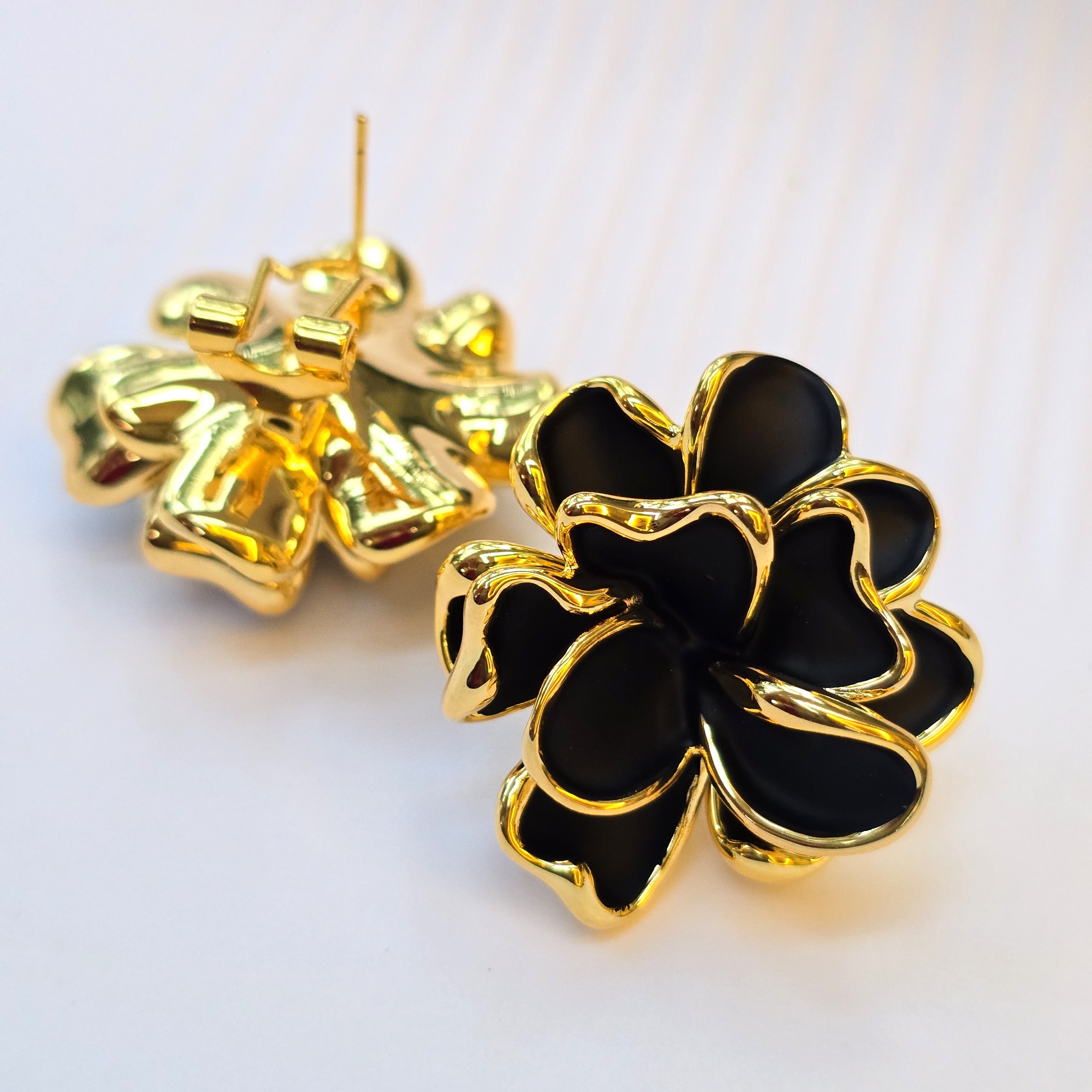 Black & Gold Stud Earring