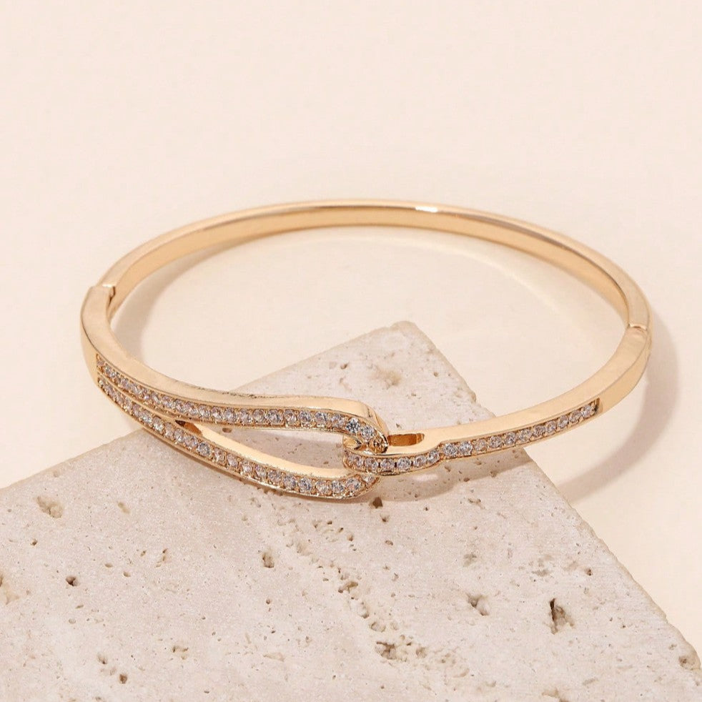 Eternal Love Knot – 18K Gold Plated Crystal Bangle for Women