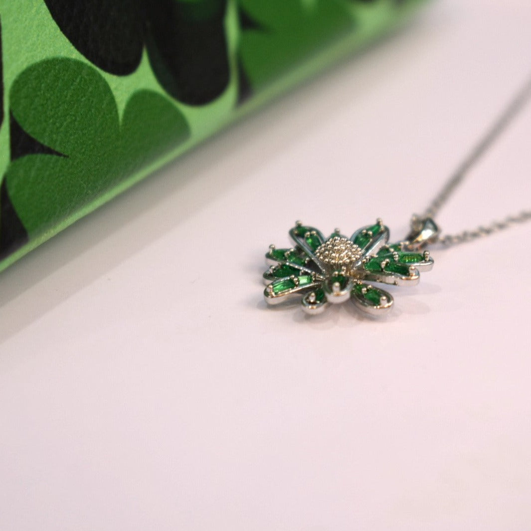 Daisy Green Flower