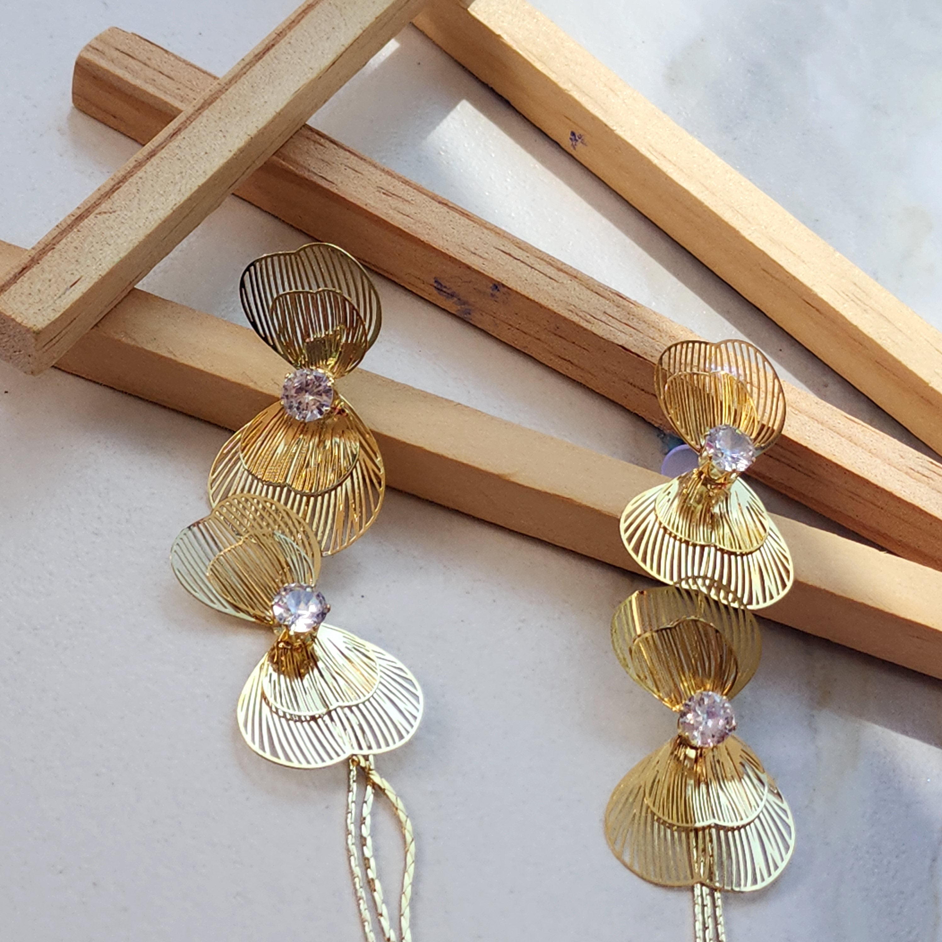 Double Leaf Danglers