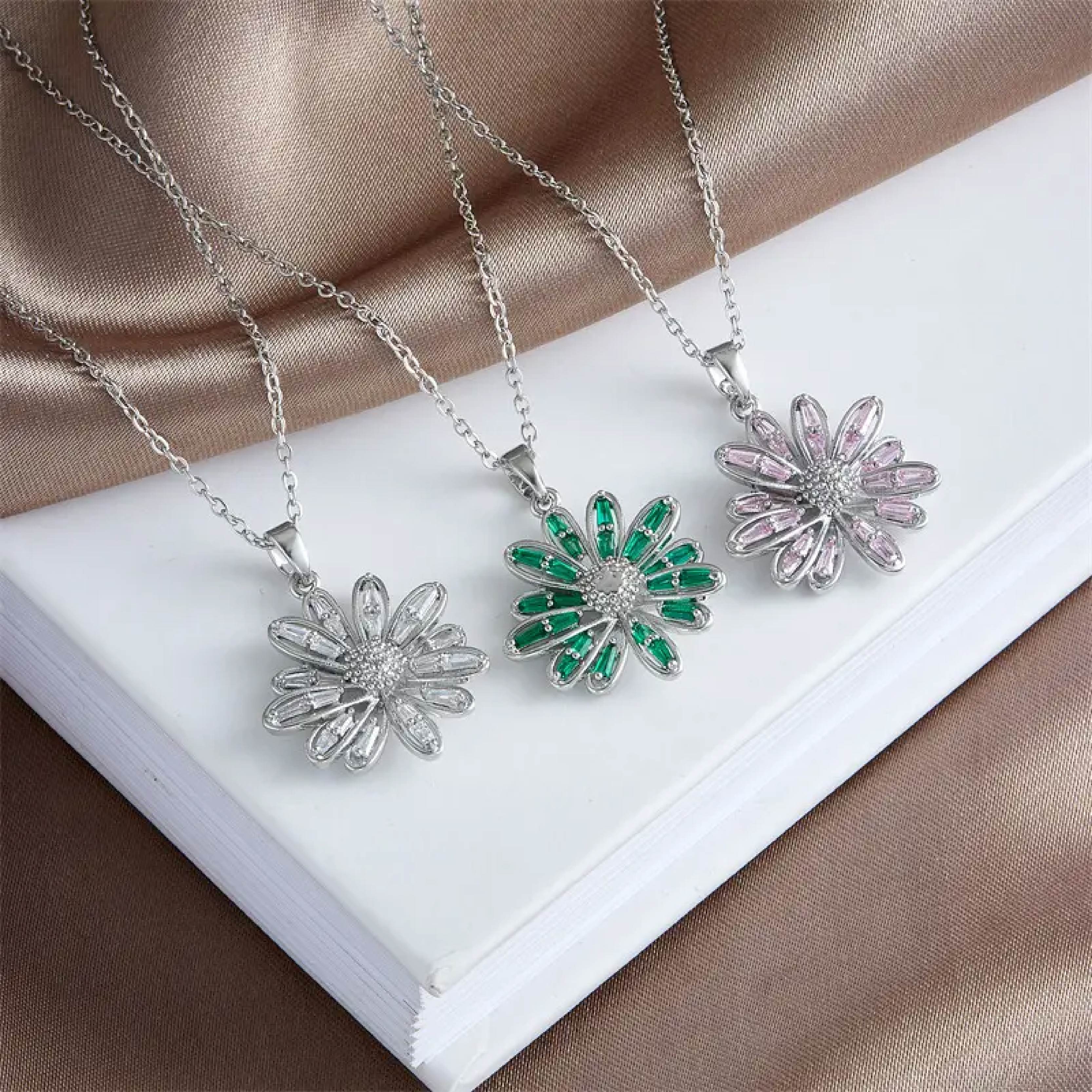 Daisy Green Flower