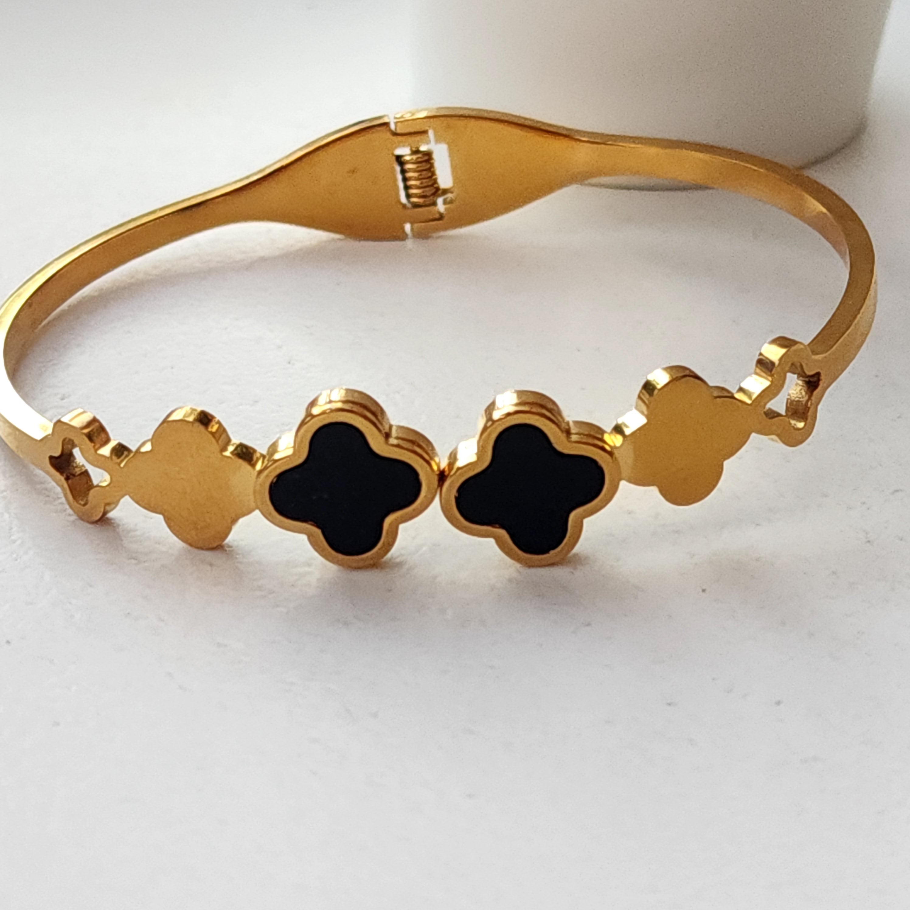 Midnight Clover Cuff
