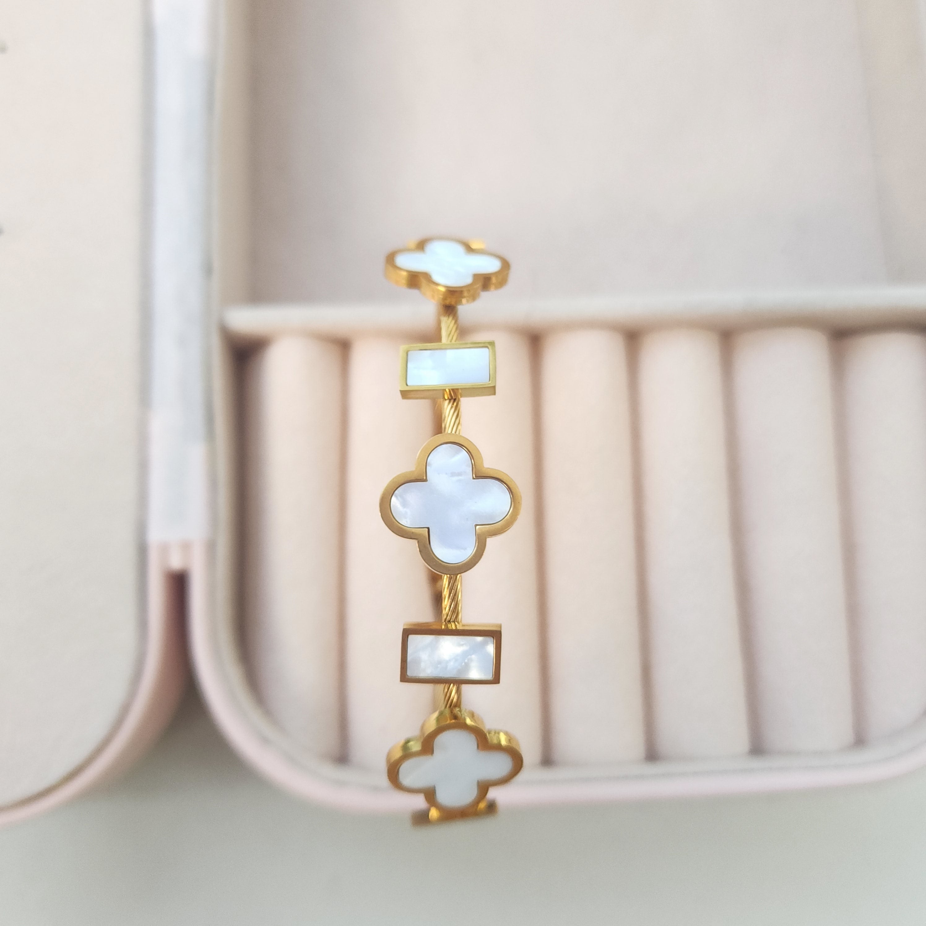 Mother of Pearl Clover Bangle