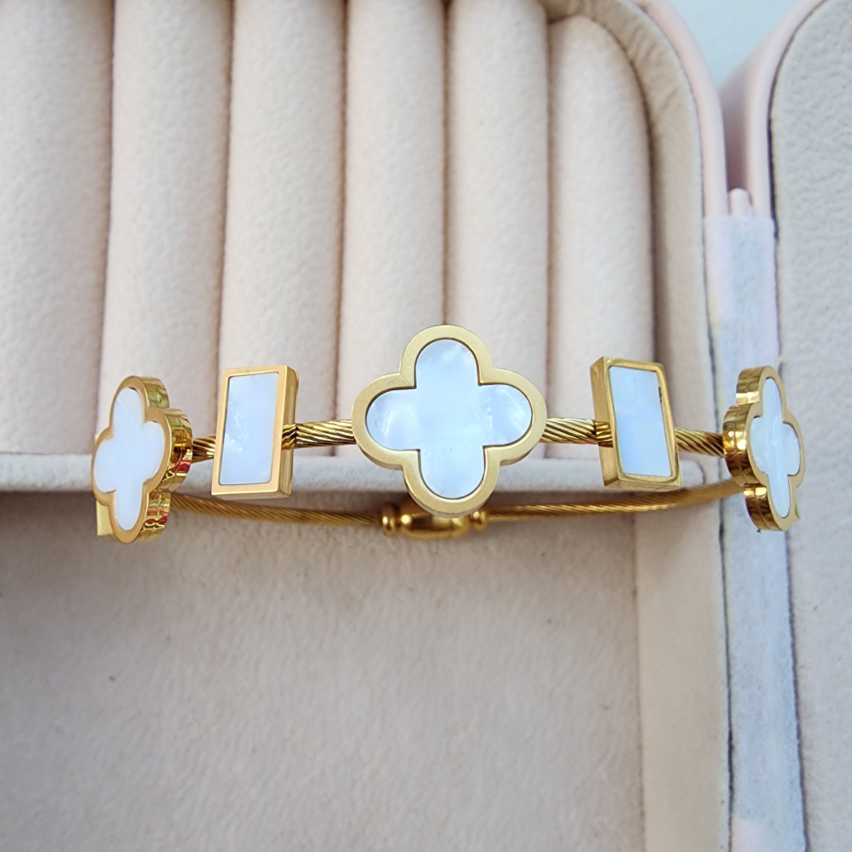 Mother of Pearl Clover Bangle