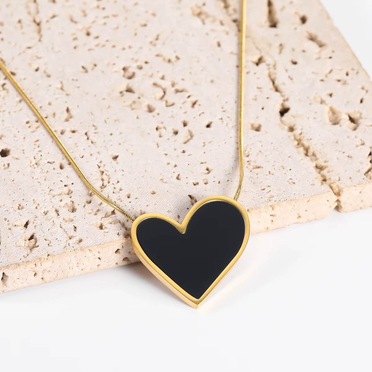 Midnight Heart Pendant Set