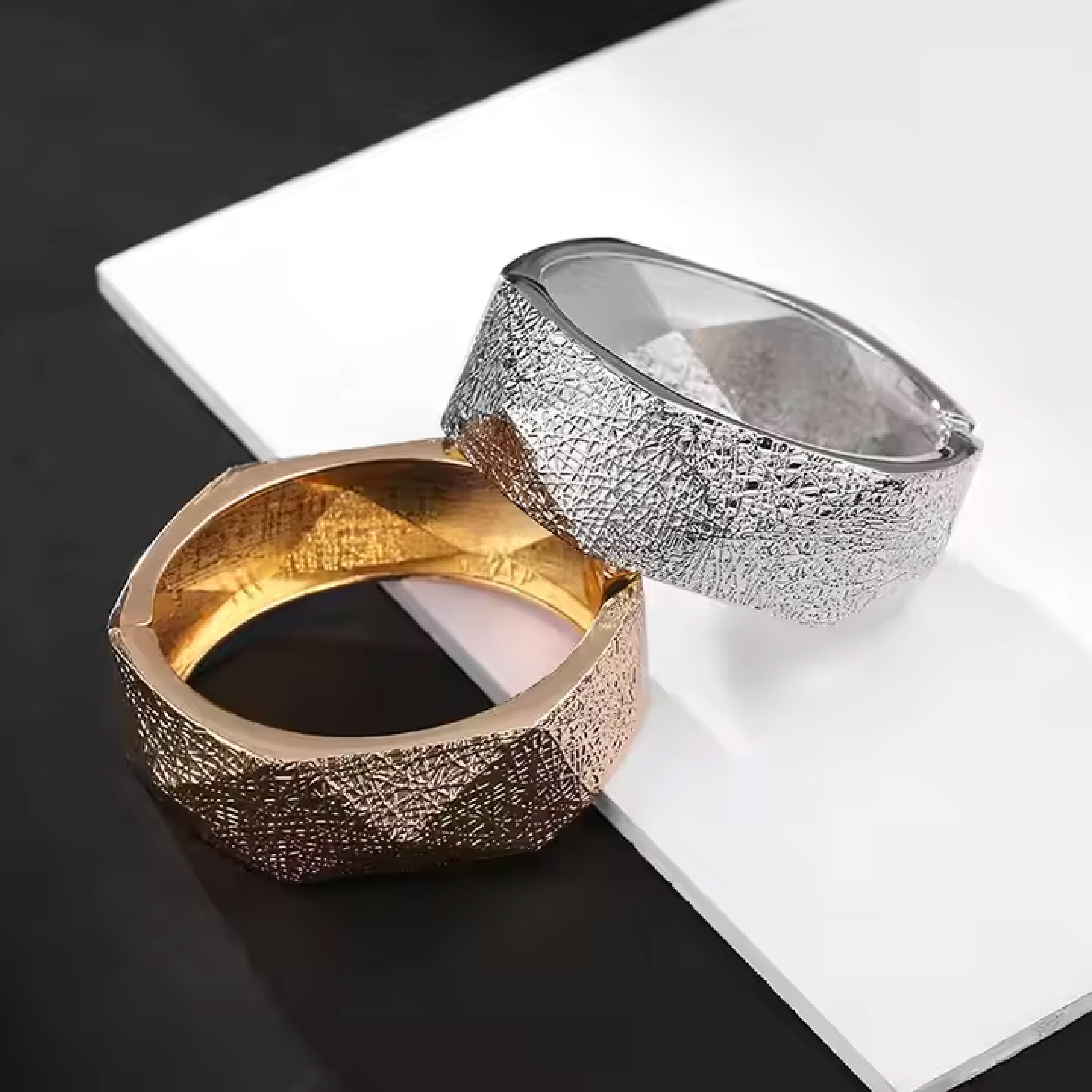 Geometric Textured Gold Bangle