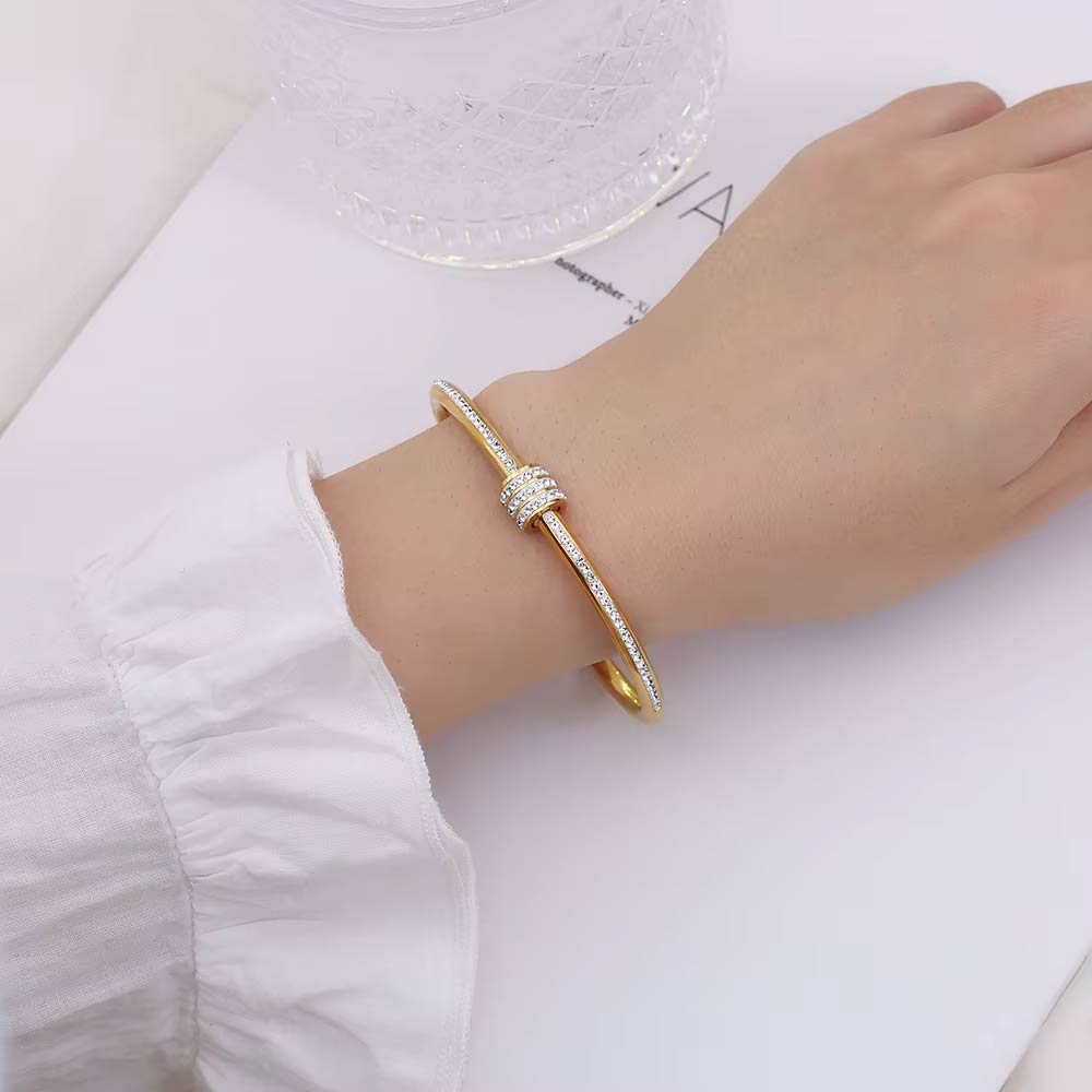 Twisted Knot Bangle