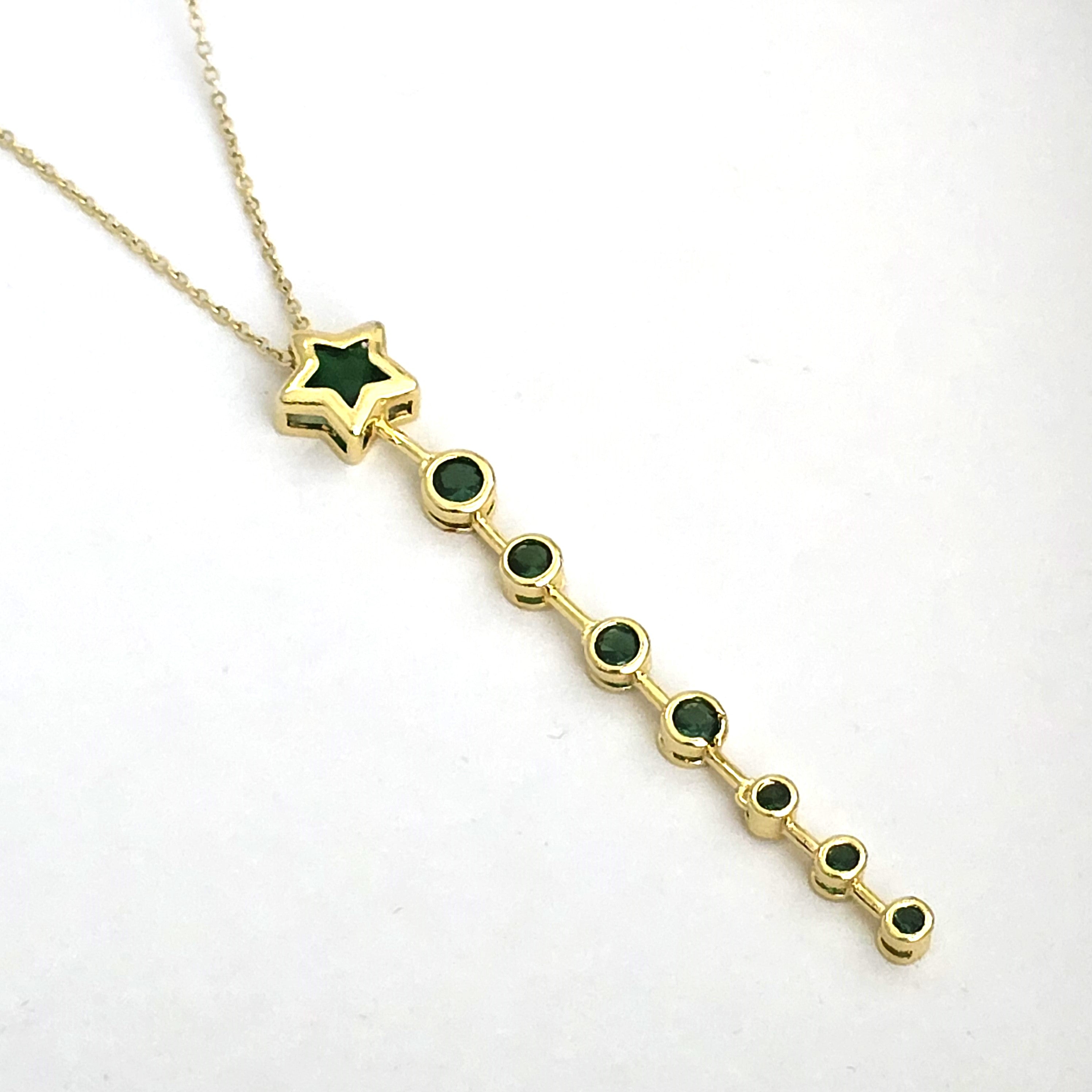 Emerald Star Fall Pendant Necklace