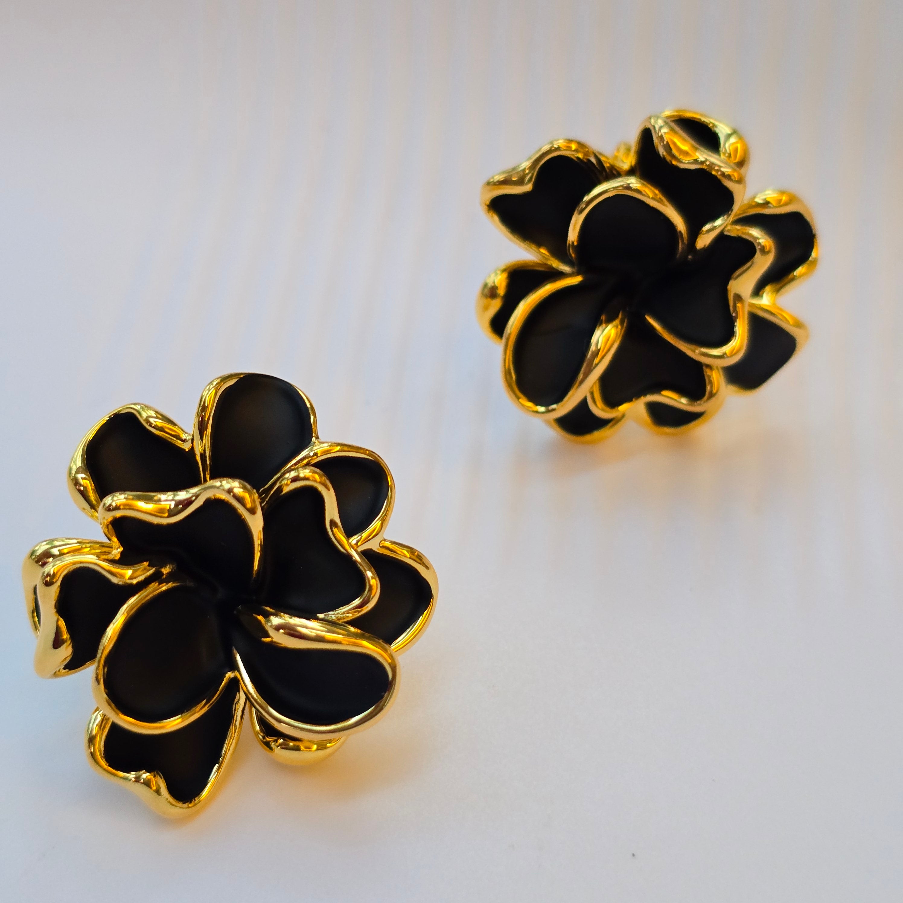 Black & Gold Stud Earring