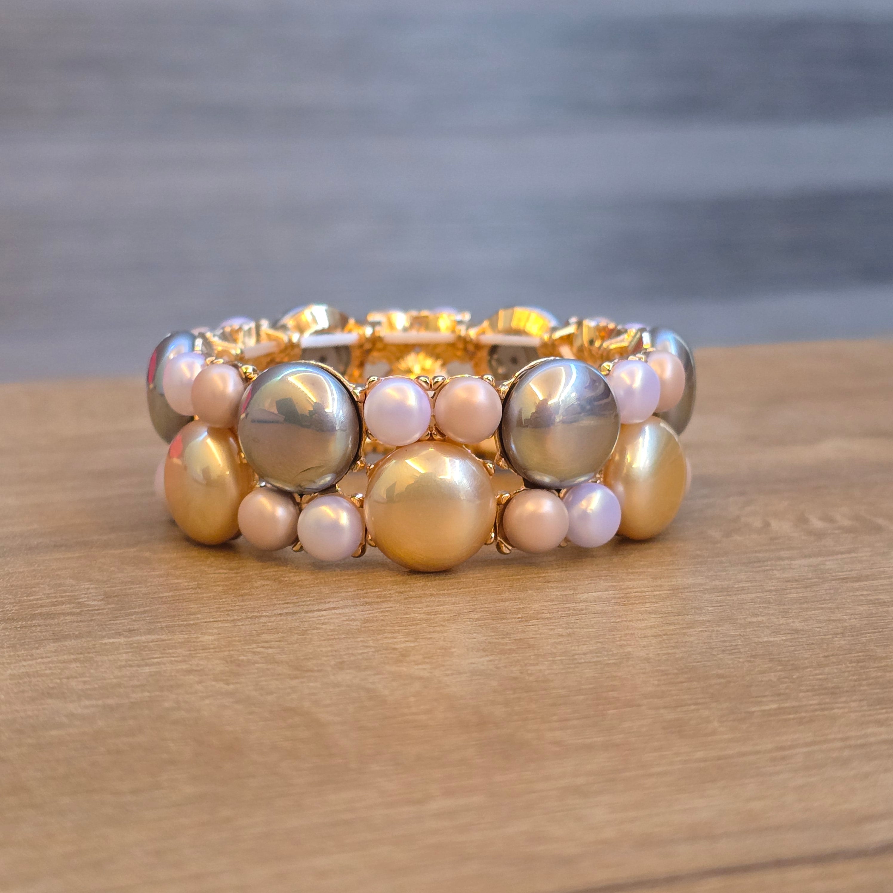 Pearl & Gold Stretchable Bracelet