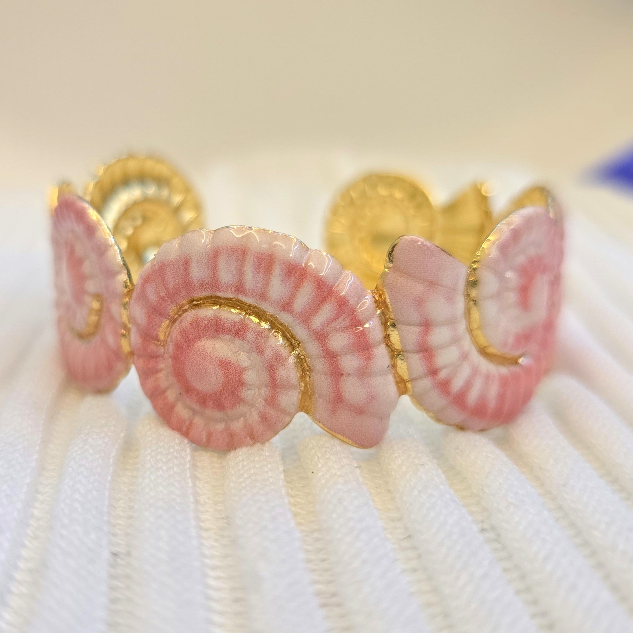 Enamel Shell Bracelet Set – Pink & Green
