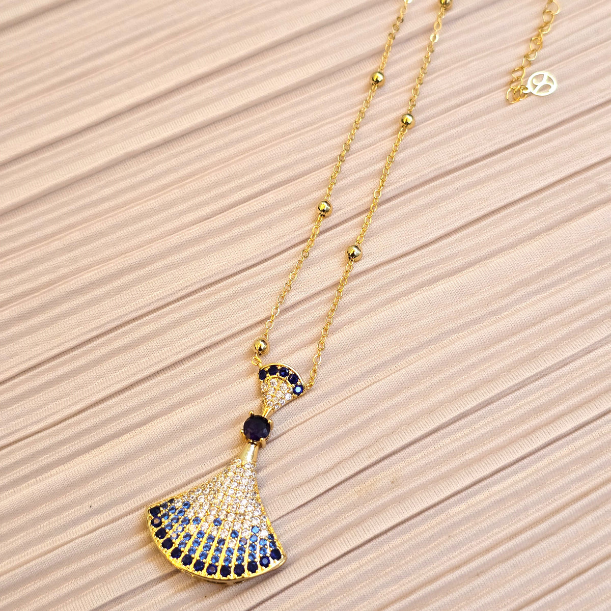 Blue Sapphire Fan Set