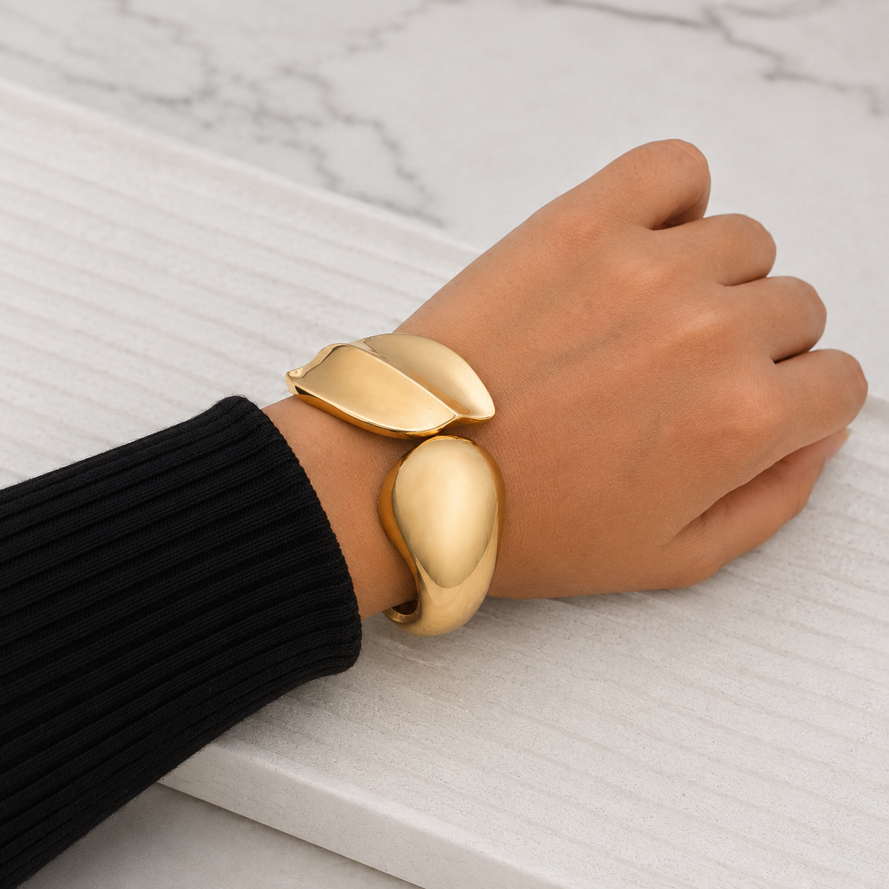 Golden Openable Dome Bracelet