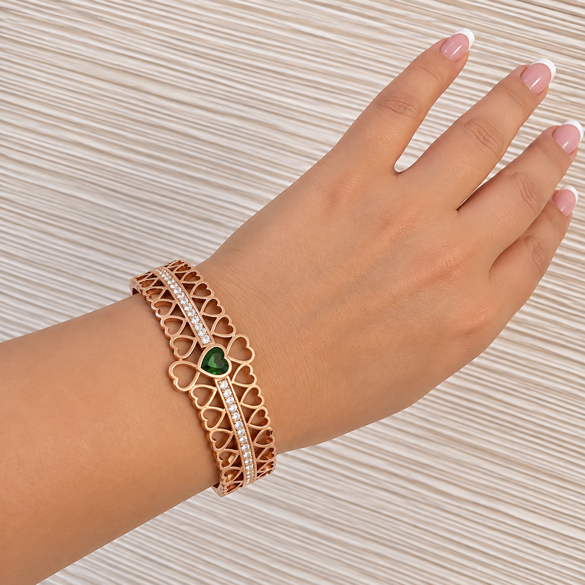 Rose Gold Emerald Heart Bracelet