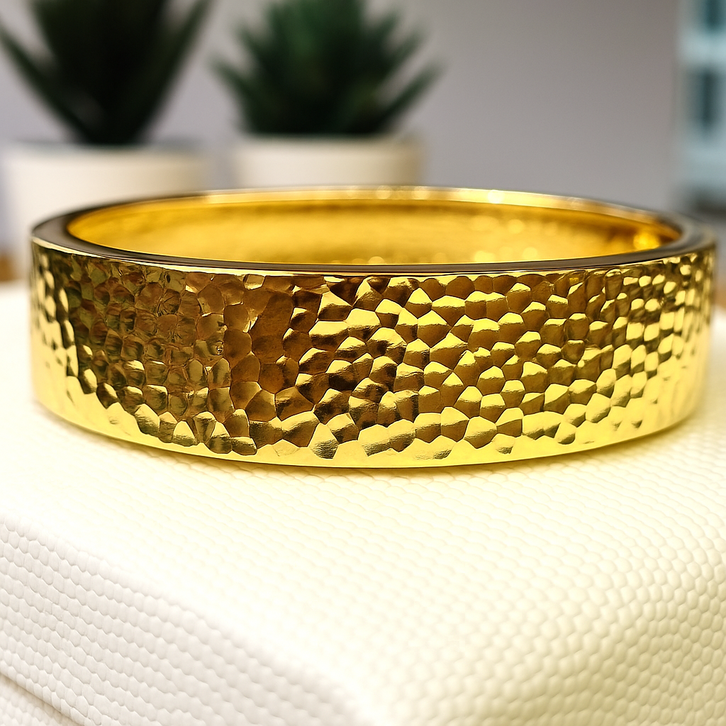 18K Gold-Plated Hammered Texture Bangle