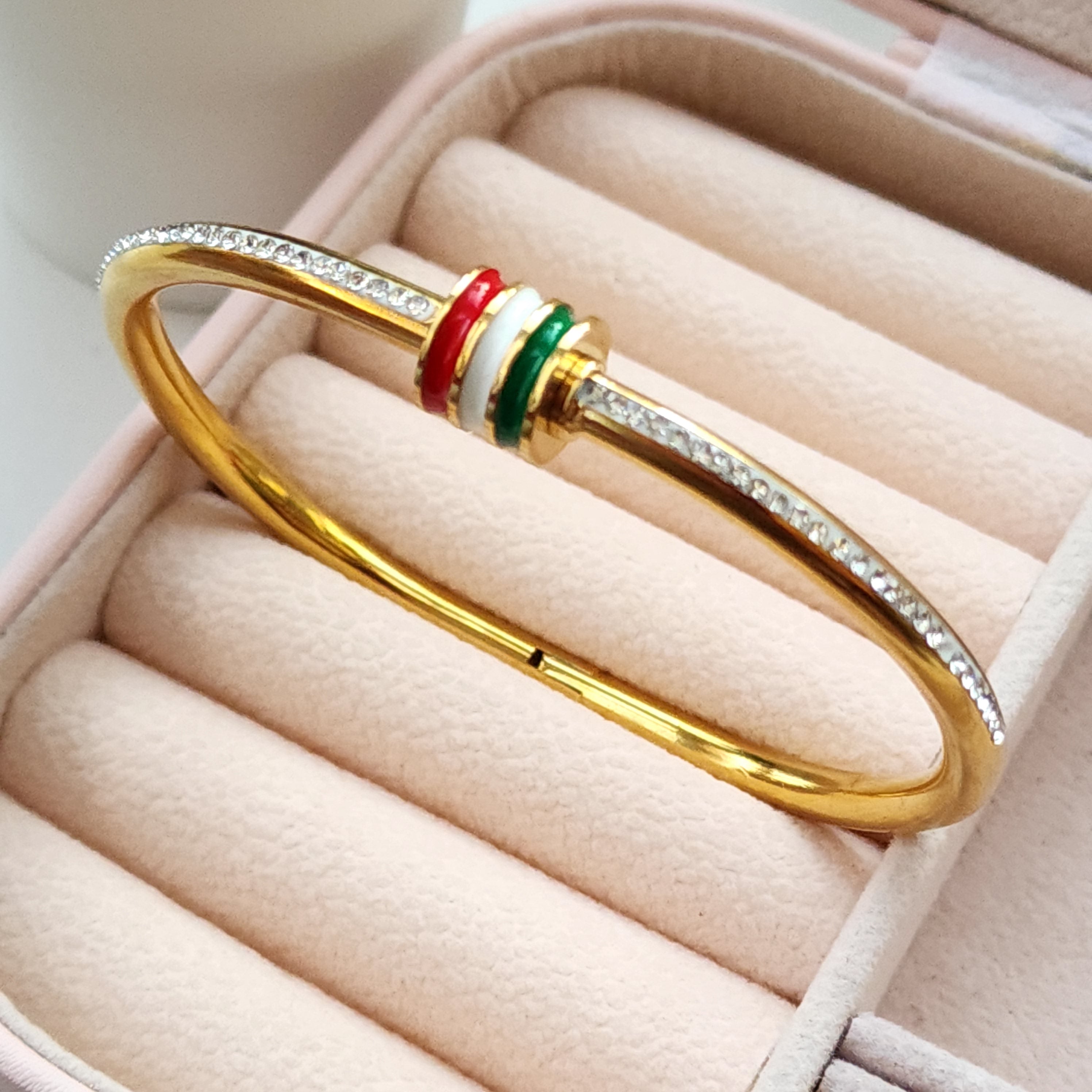 Eterna Luxe Bangle