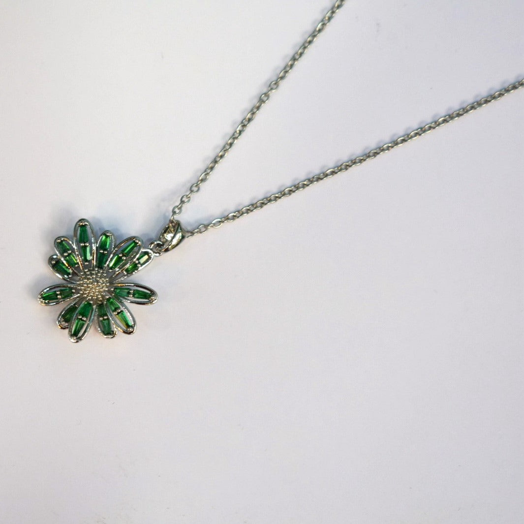 Daisy Green Flower