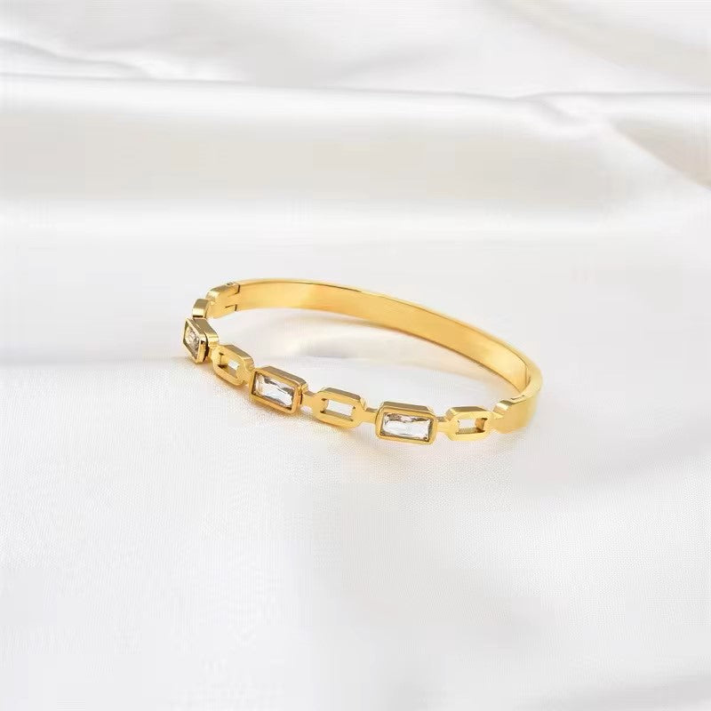 Gemstone Gold
