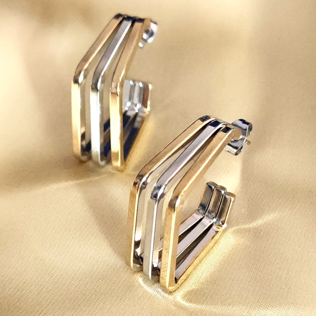 Geometric Dangle