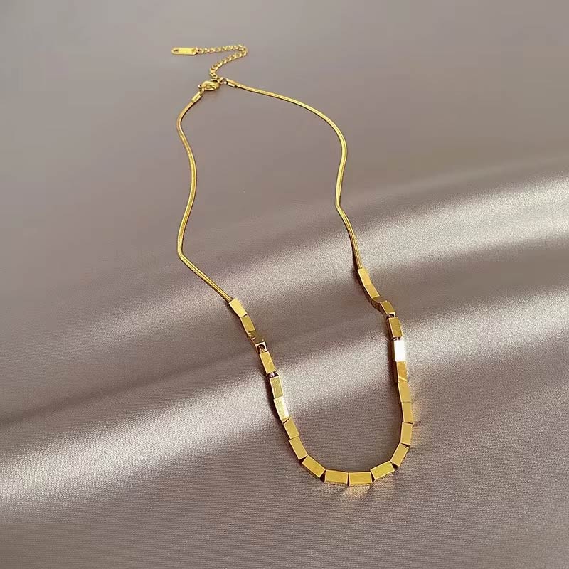 Gleam Array 24 Necklace