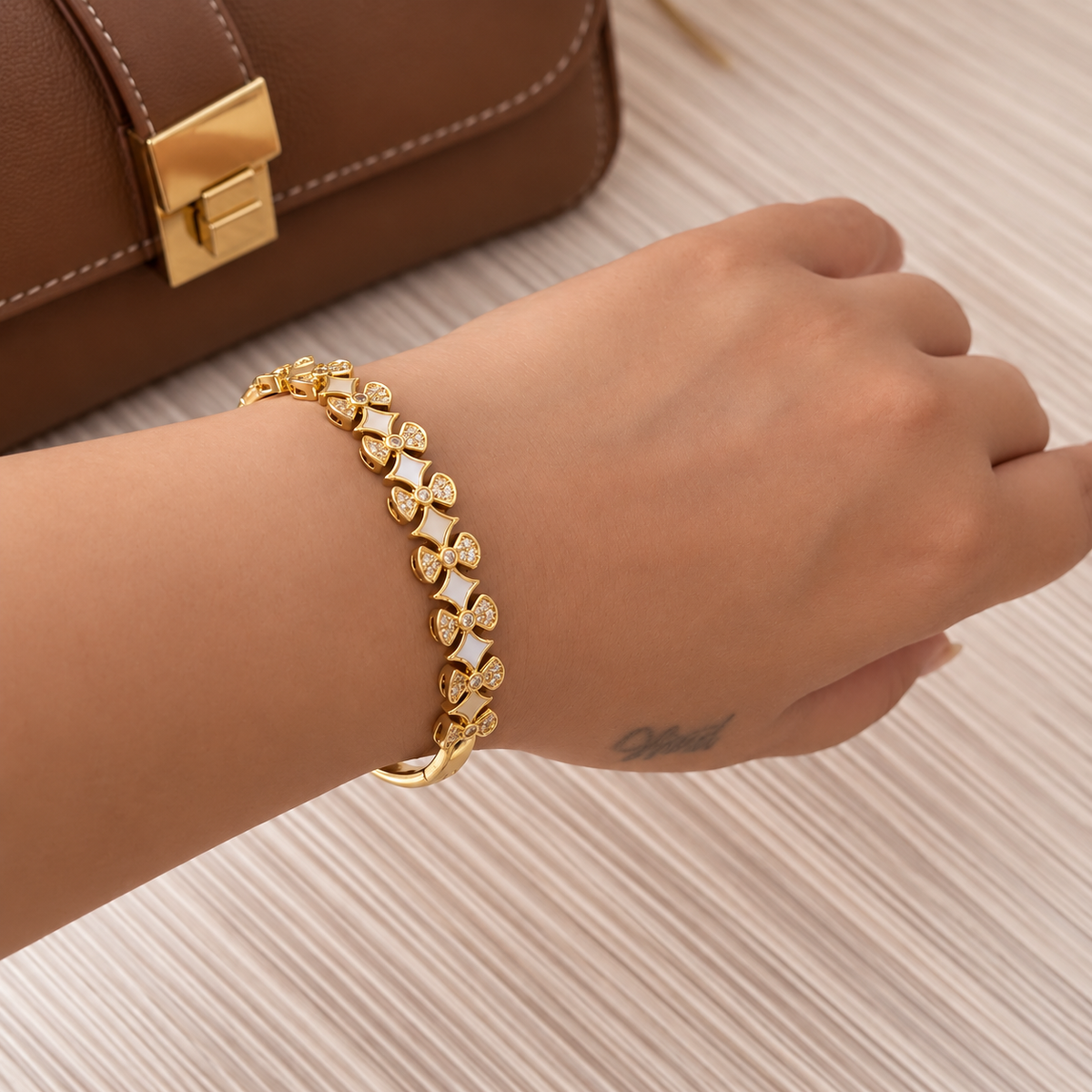 Bloom Crystal Bracelet
