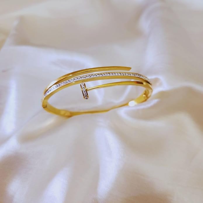 Golden Nail
