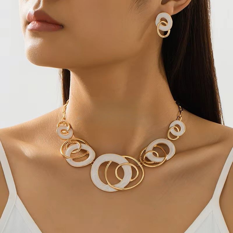 Ivory Halo Statement Necklace Set