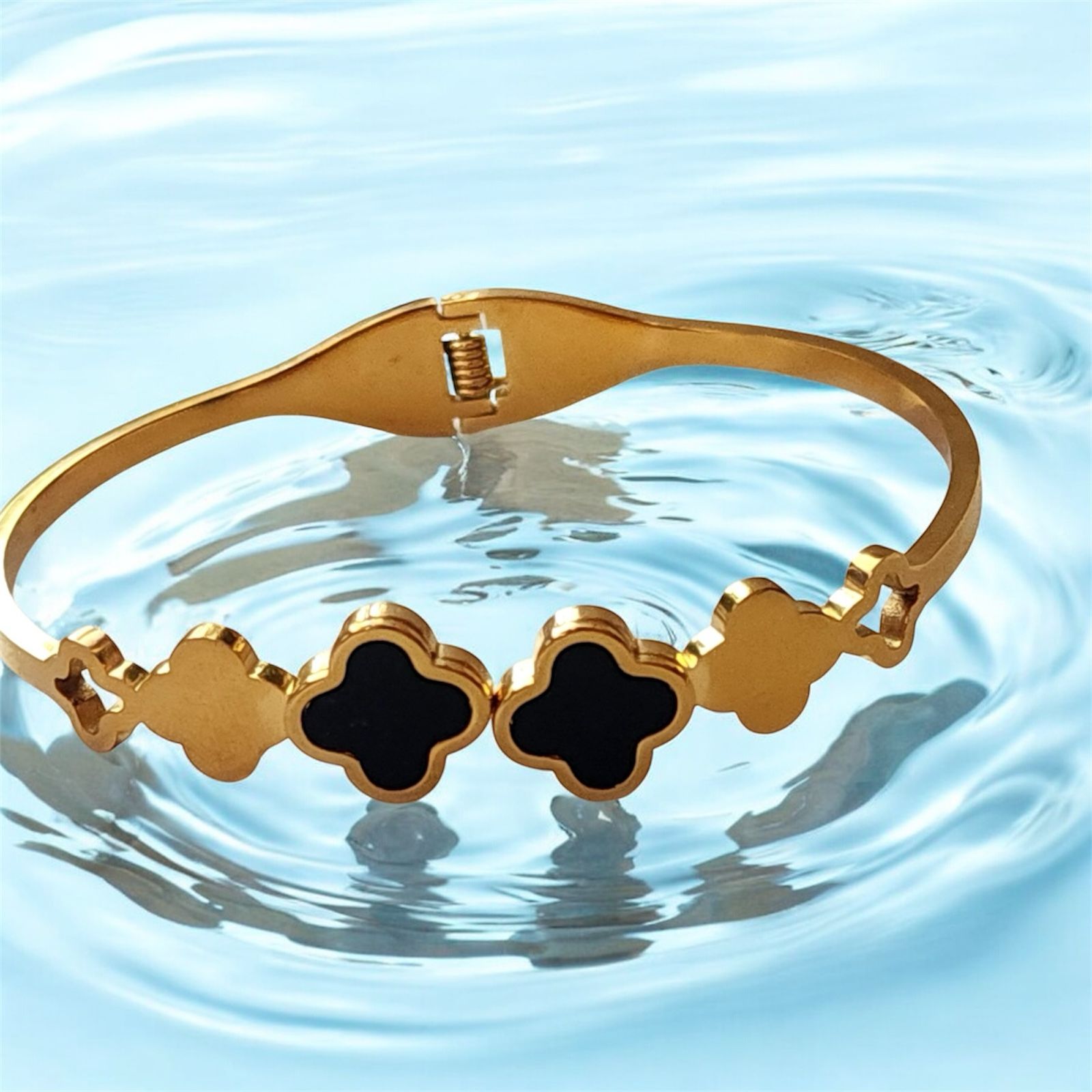 Midnight Clover Cuff