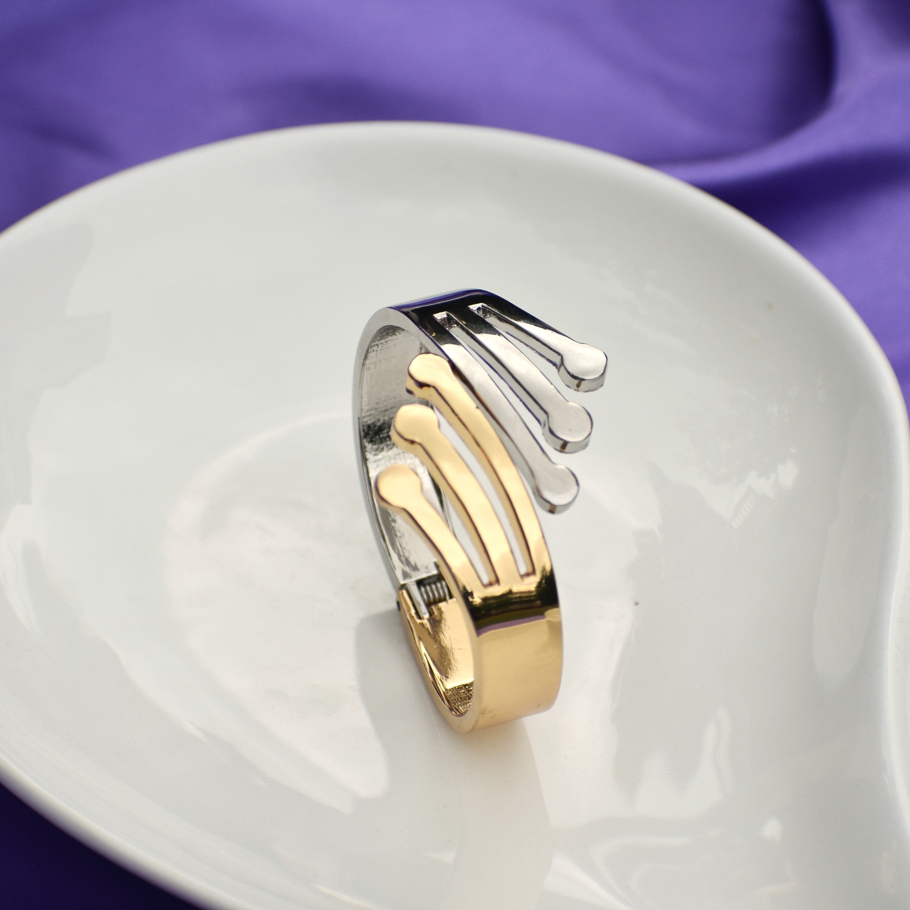 Molten Harmony Bangle