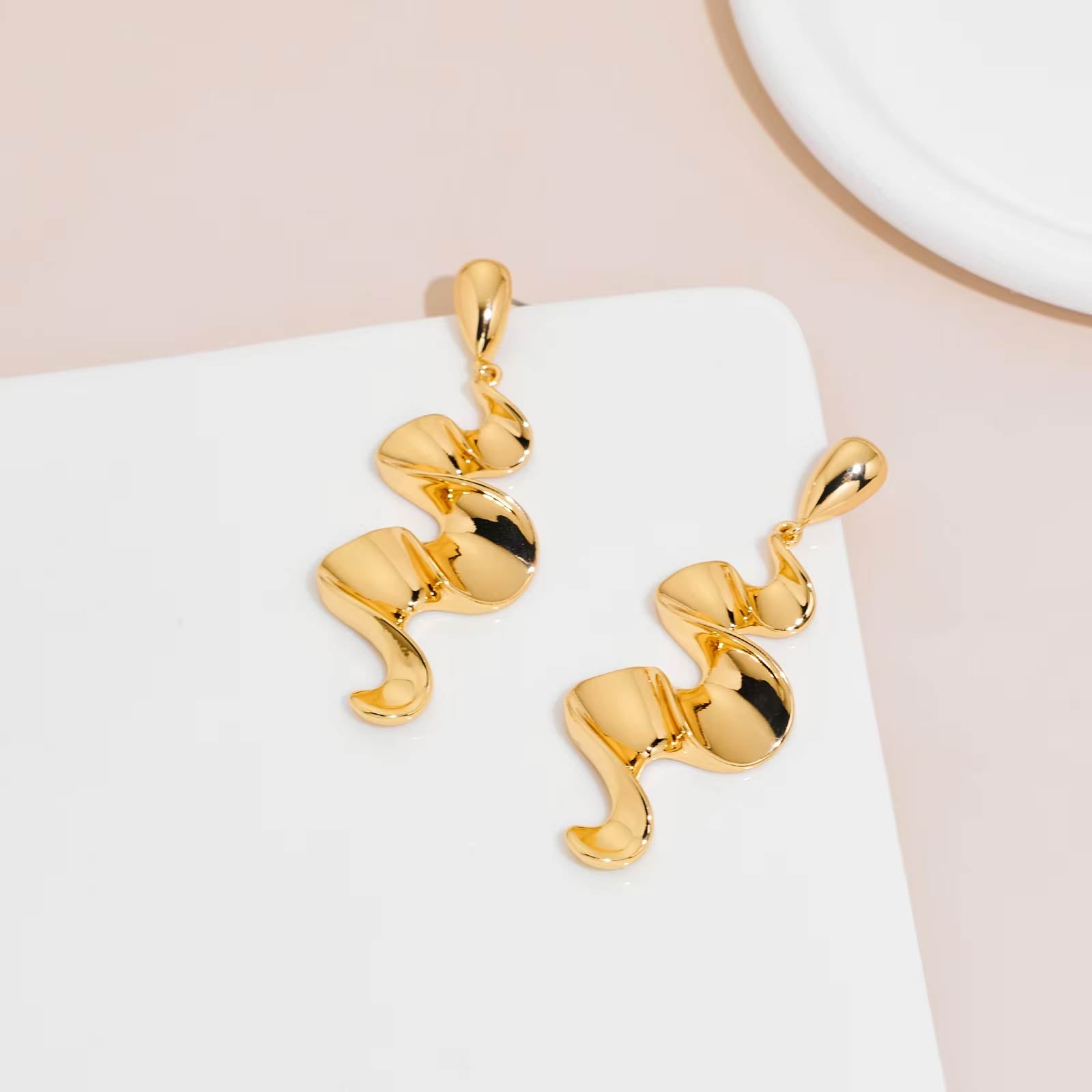 Wavy Danglers