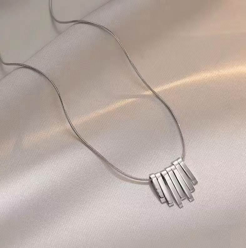 Zig Zag Silver
