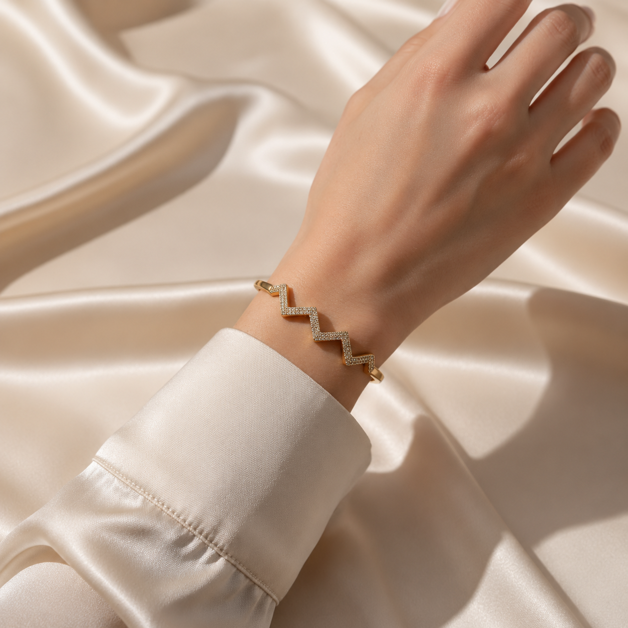 Crown Bracelet