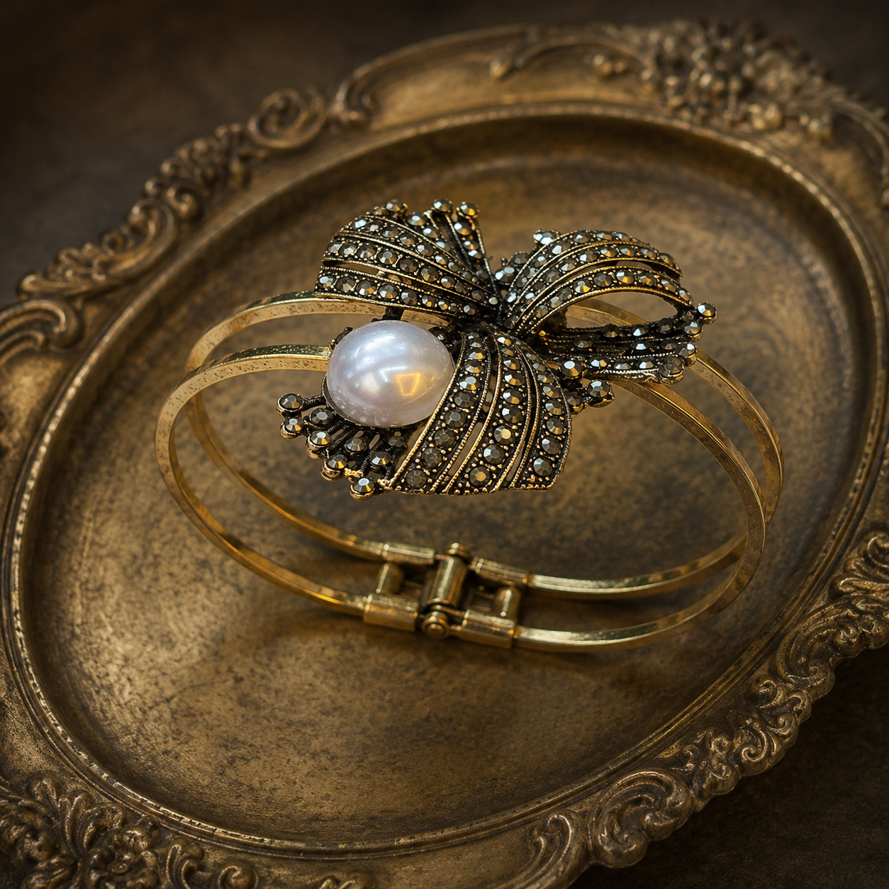 Pearl Bow Antique Bracelet