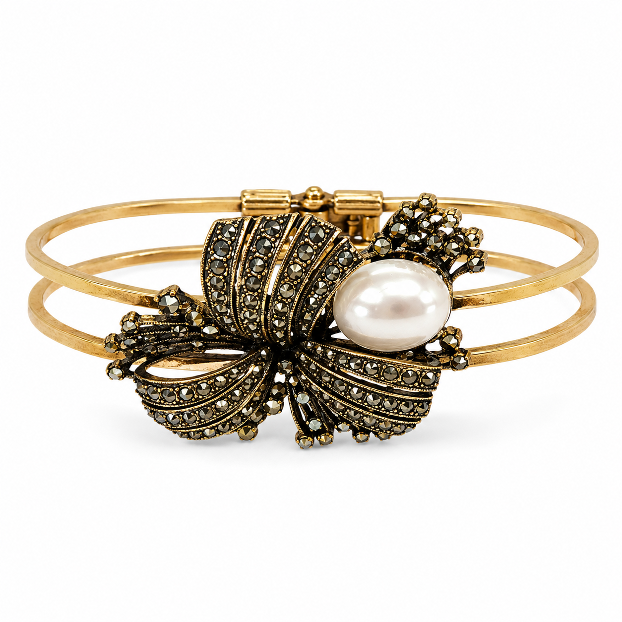 Pearl Bow Antique Bracelet