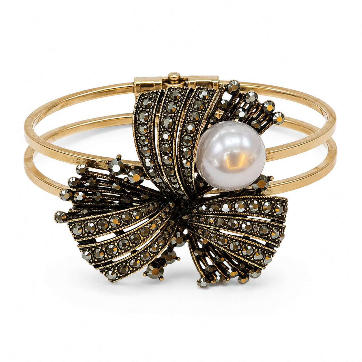 Pearl Bow Antique Bracelet