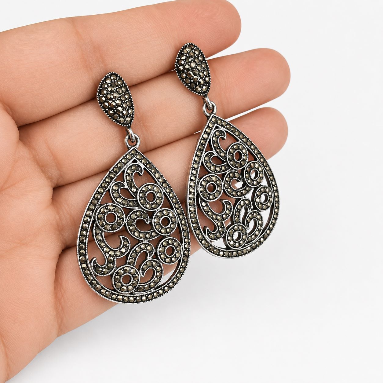 Vintage Filigree Teardrop Earrings